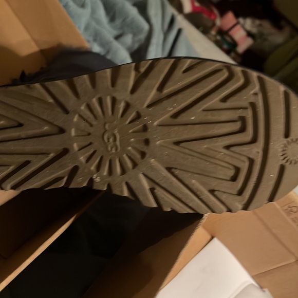 Blue uggs tie up in the back worn once great condition - Picture 4 of 8